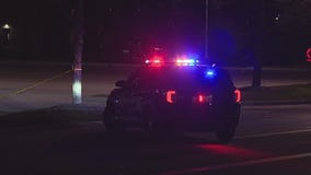 Gunfire reported outside Yorktown Center shopping mall