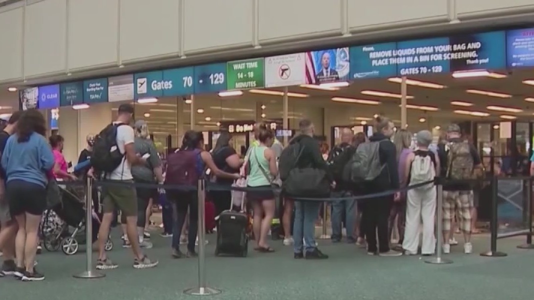 Chicago area residents able to get out of Florida ahead of Hurricane Nicole