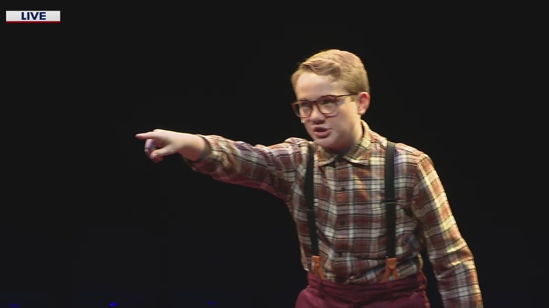 'A Christmas Story: The Musical' brings bunches of holiday spirit to The Marriott Theatre