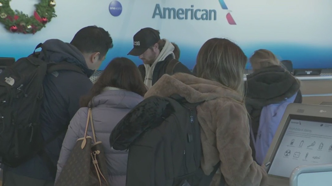 Thanksgiving travel: Airline officials predict busy week