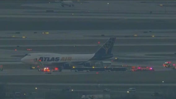 Plane makes emergency landing at Chicago's O'Hare Airport
