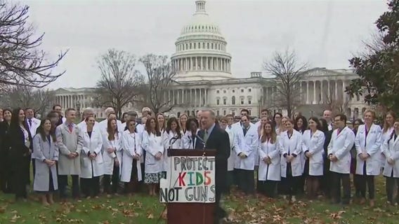 Durbin, Highland Park mass shooting victims urge lawmakers to take action on assault weapons ban