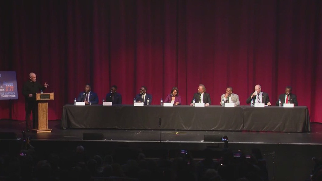 Chicago mayoral candidates blast congressman Chuy Garcia over crypto funds