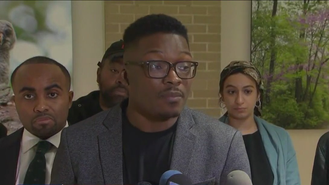 Ballot battles begin for Chicago's 2023 mayoral election