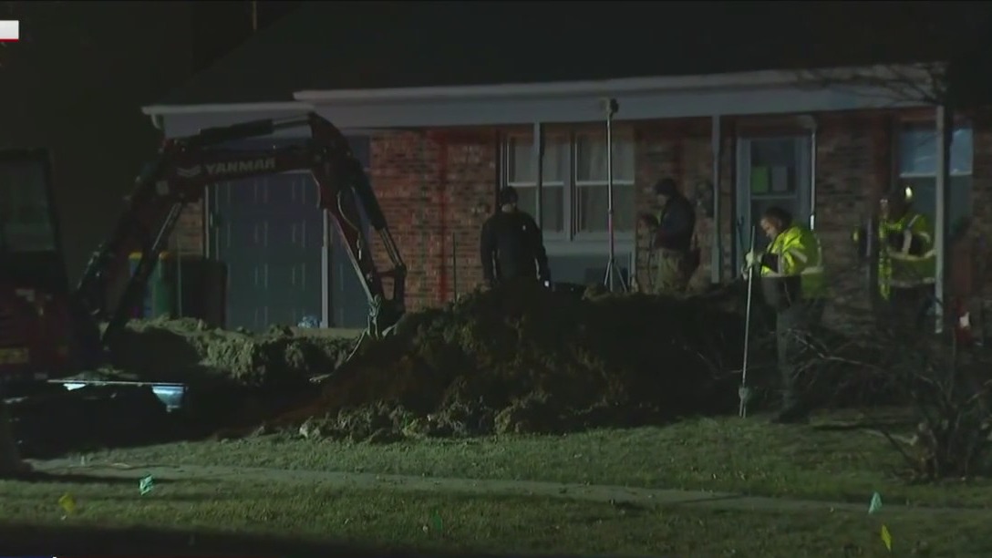 Man buried in trench collapse for 65 minutes in Buffalo Grove