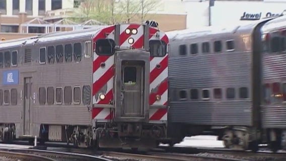 Metra to rebuild 3 Electric Line stations on Chicago's South Side