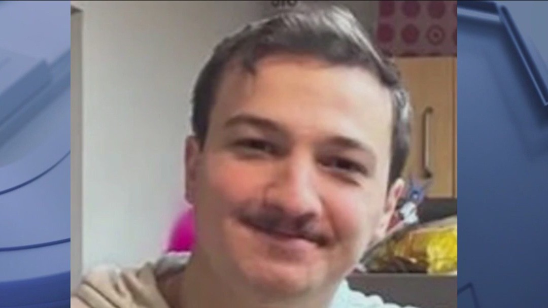 Peter Salvino missing: Search continues for missing man near Diversey Harbor