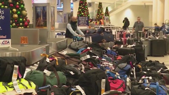 'The pilots are ready to fly': Southwest employee speaks out after travel nightmares