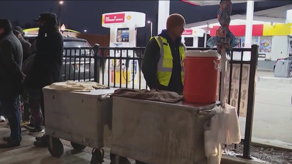 Little Village street vendors demand increased police presence due to uptick in crime