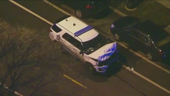 Woodlawn crash leaves 2 officers, driver hurt