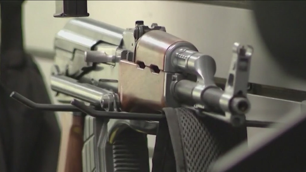 Illinois House passes assault weapons ban; Gov. Pritzker vows to sign bill