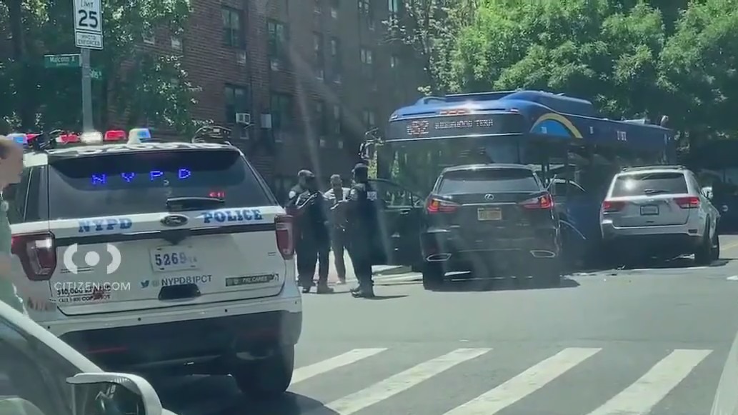 7 injured when SUV crashes into MTA bus
