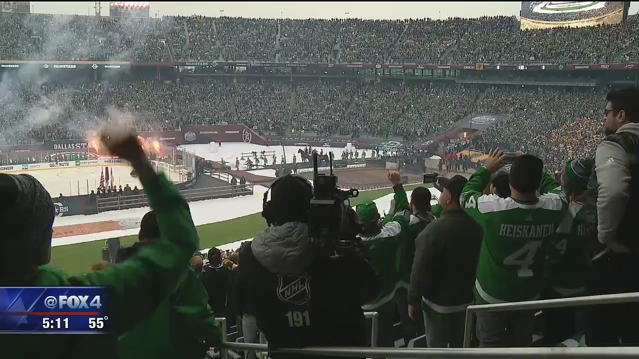 Fans pack Cotton Bowl for NHL Winter Classic