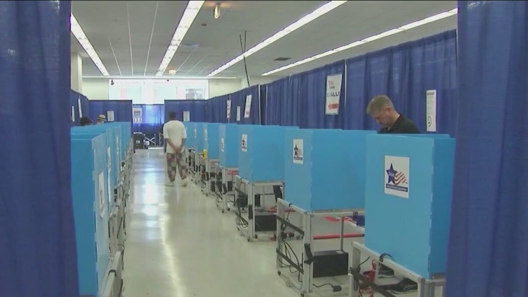 Work Chicago elections and earn $17 an hour