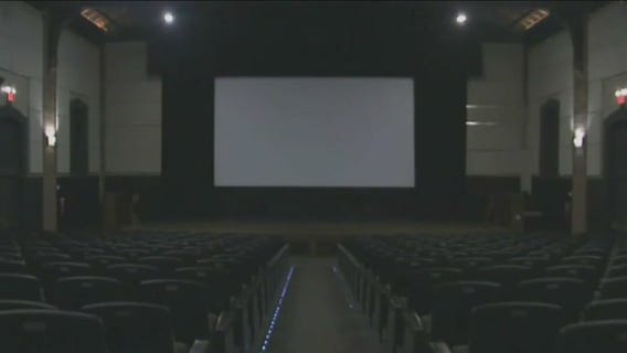 Regal Cinemas closing more theaters in Chicago area
