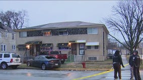 Chicago shooting victim runs into school for help