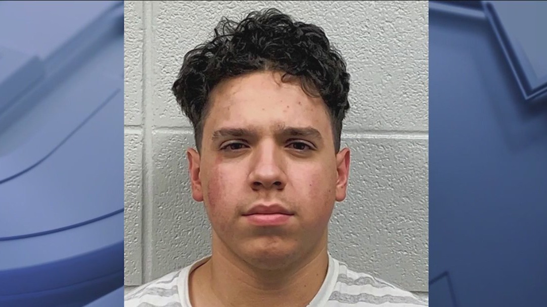 Beach Park man accused of kidnapping three children from Ohio