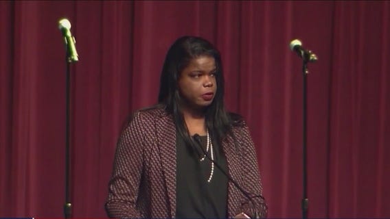 Kim Foxx pulls prosecutors in case of CPD officer's murder