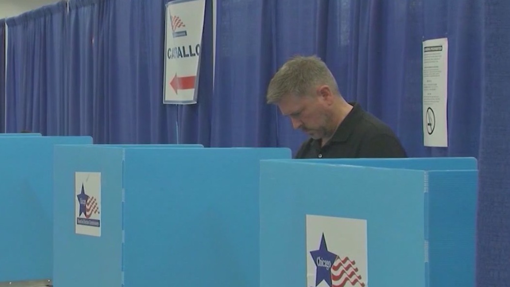 Early voting begins at 2 sites today in downtown Chicago | FOX 32 Chicago