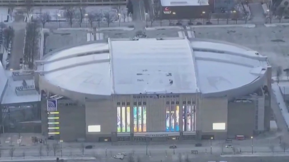 United Center workers could strike 'at any moment'