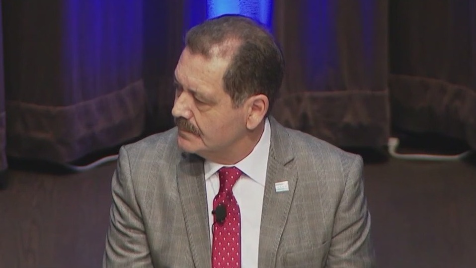 Chicago mayoral forum: Garcia defends reputation after Lightfoot alleges corruption