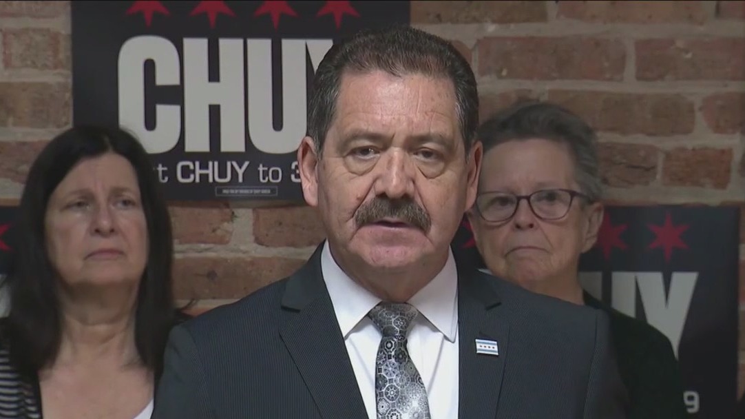 Garcia attacks Vallas for second straight day after losing frontrunner status in latest poll