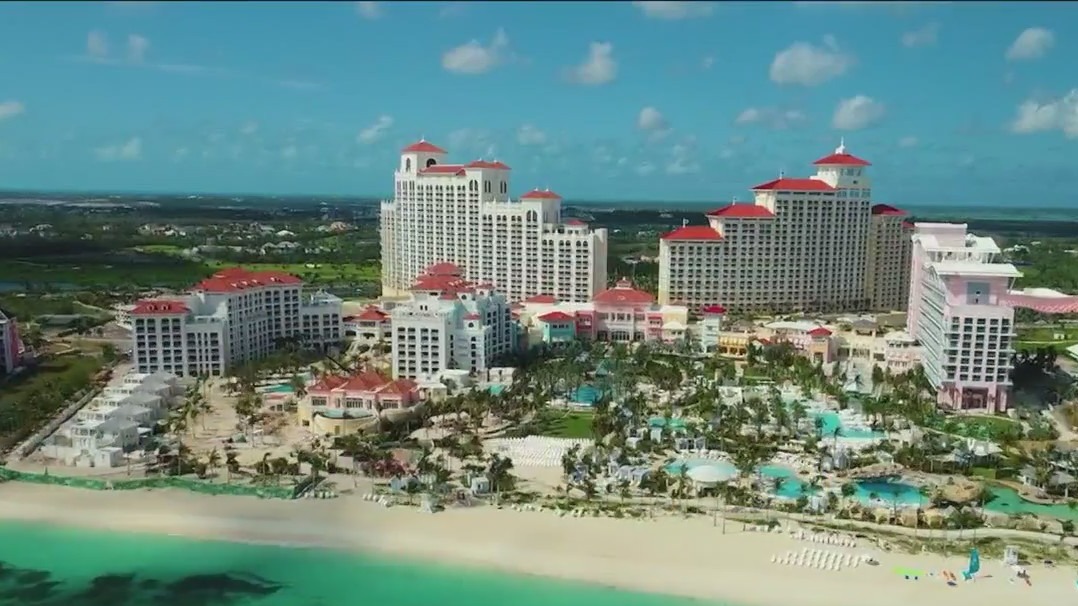 'Travel Mom' shares tips for booking Bahamas vacation