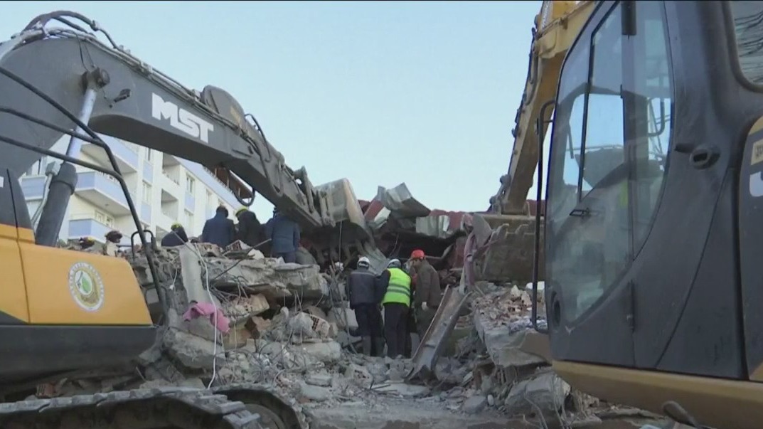 Rescuers pull 6 people from rubble in Turkey more than 100 hours after earthquake hit