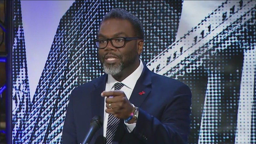 Brandon Johnson on tackling Chicago crime: 'My public safety plan is an investment plan'