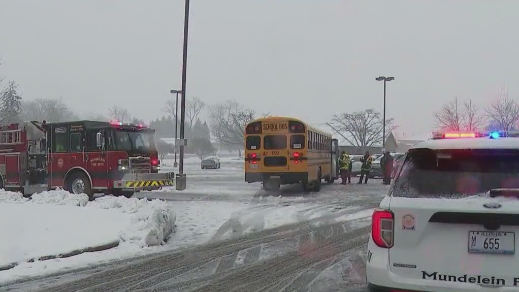 School bus, snow plow truck involved in Mundelein crash
