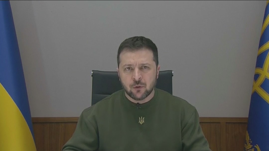 Ukrainian President Zelenskyy seeks faster weapon deliveries