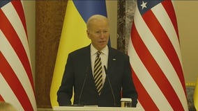 Biden shares powerful message in unannounced trip to Ukraine
