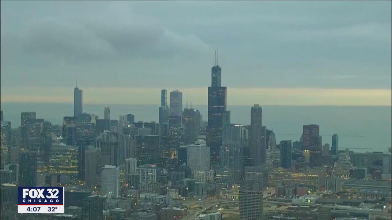 Chicago union threatens strike just days before mayoral election