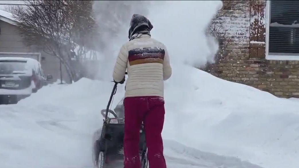 Massive winter storm brings snow, frigid temps to Minneapolis