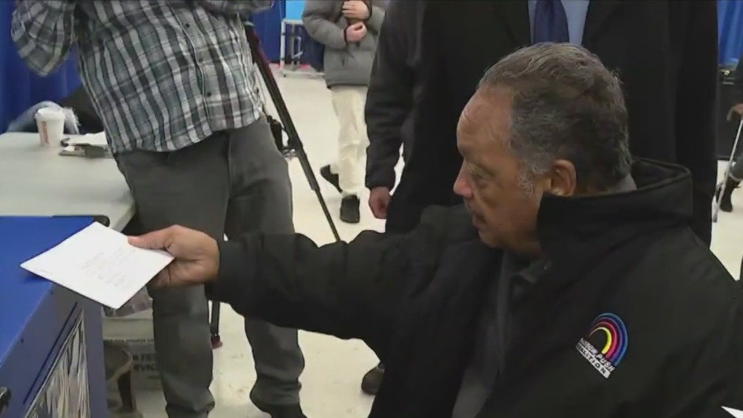 Election Day in Chicago: Voters weigh options for mayor, aldermen, police district council