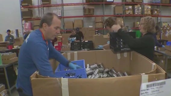 Illinois food banks brace for surge in demand as pandemic-era benefits expire