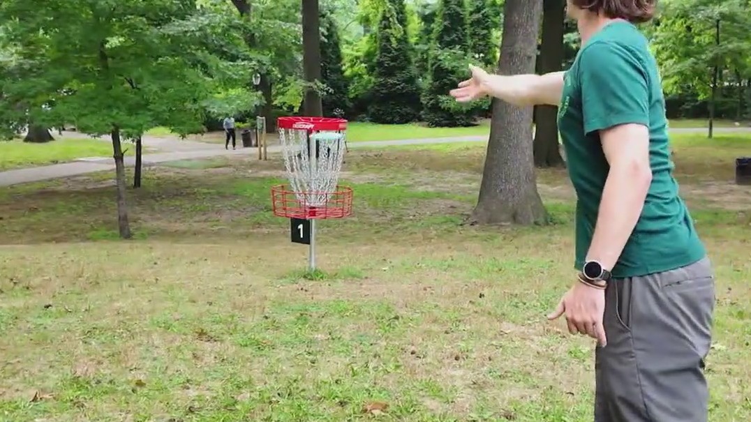 NYC's first disc golf course opens