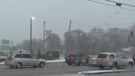 Snow falling in Northwest Indiana as Winter Storm Warning in effect