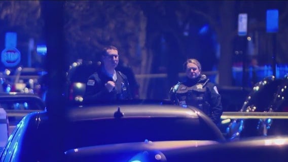 Chicago cop shot and killed, fellow officers gather to honor him