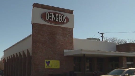 Chicago area restaurant inducted into Hot Dog Hall of Fame