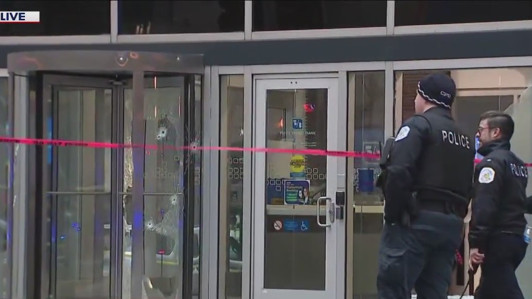 Shots fired during Loop bank robbery | FOX 32 Chicago