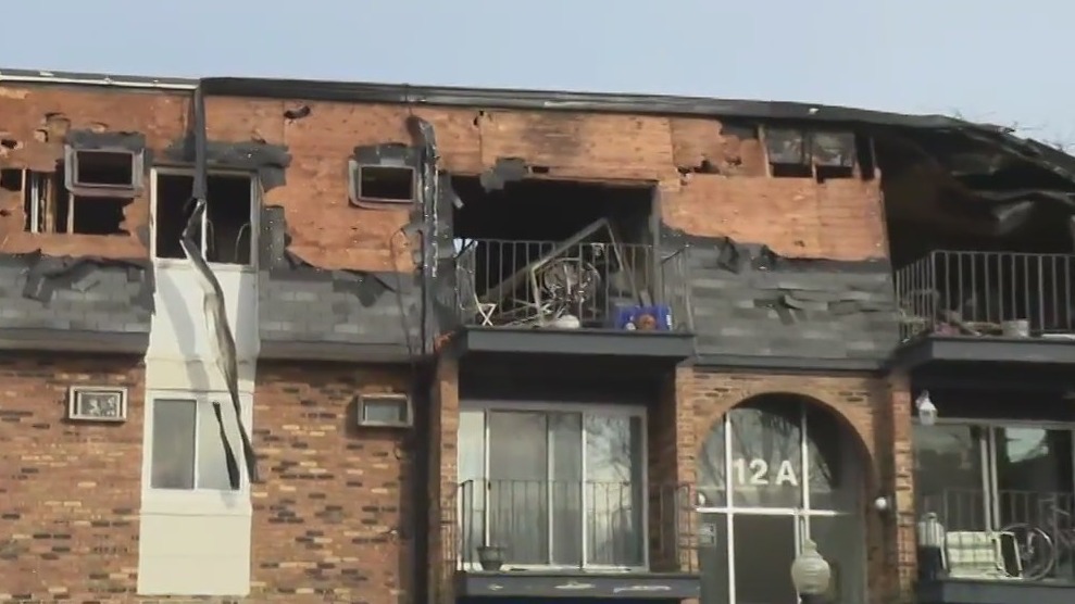 Weekend fire leaves dozens displaced in Palatine