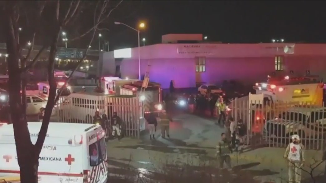 Migrants fearing deportation start fire at Mexico detention center, killing at least 39