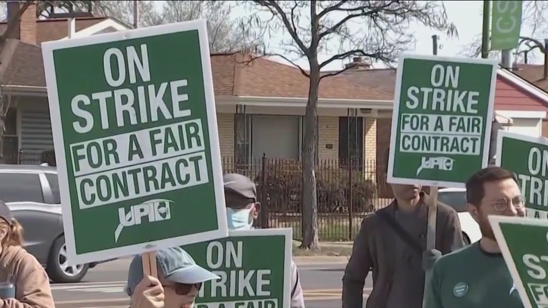 Faculty members from 2 Illinois universities on strike