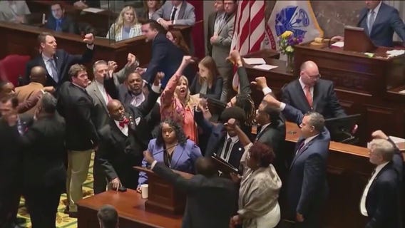 Rally held in Chicago in support of 'Tennessee Three'