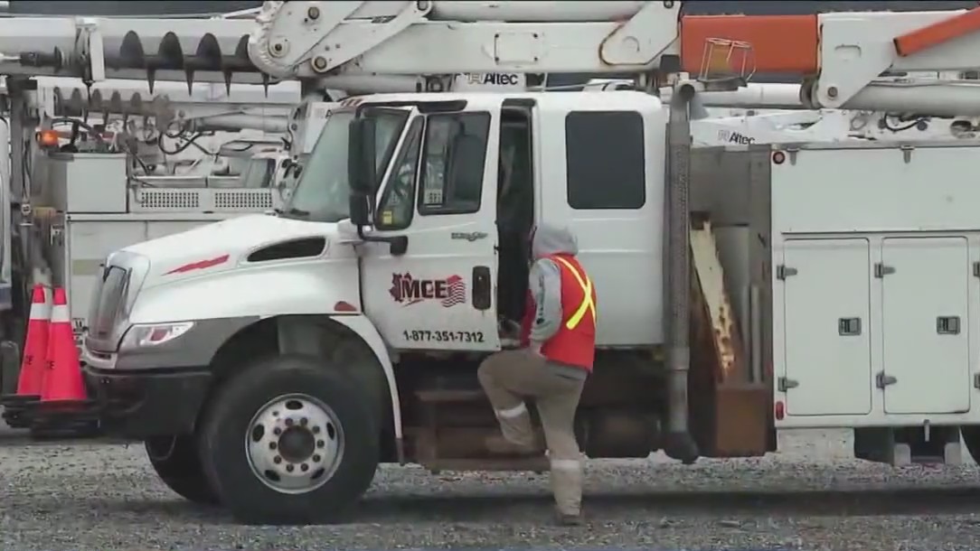 ComEd prepares to respond to damage from Friday's severe storms