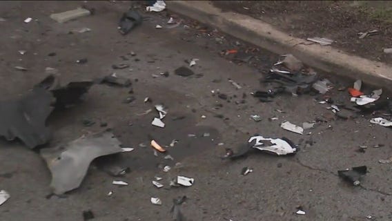 2 shot, 1 fatally, while trying to escape Chicago carjacking