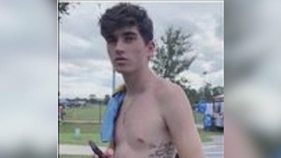 One month since Illinois Navy sailor Seamus Gray went missing