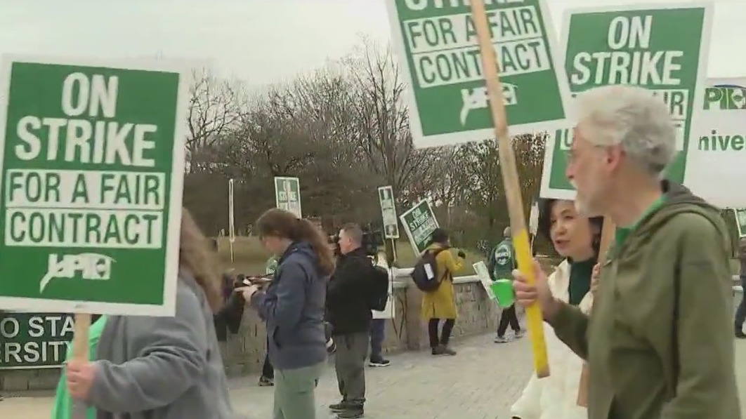 Tentative agreement made between faculty and staff union, Governors State University administration