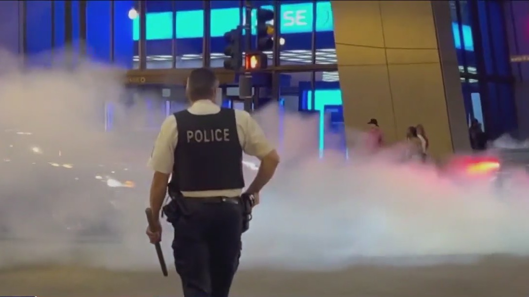 'Reckless': New video shows chaotic scene in Chicago as teens flooded the Loop